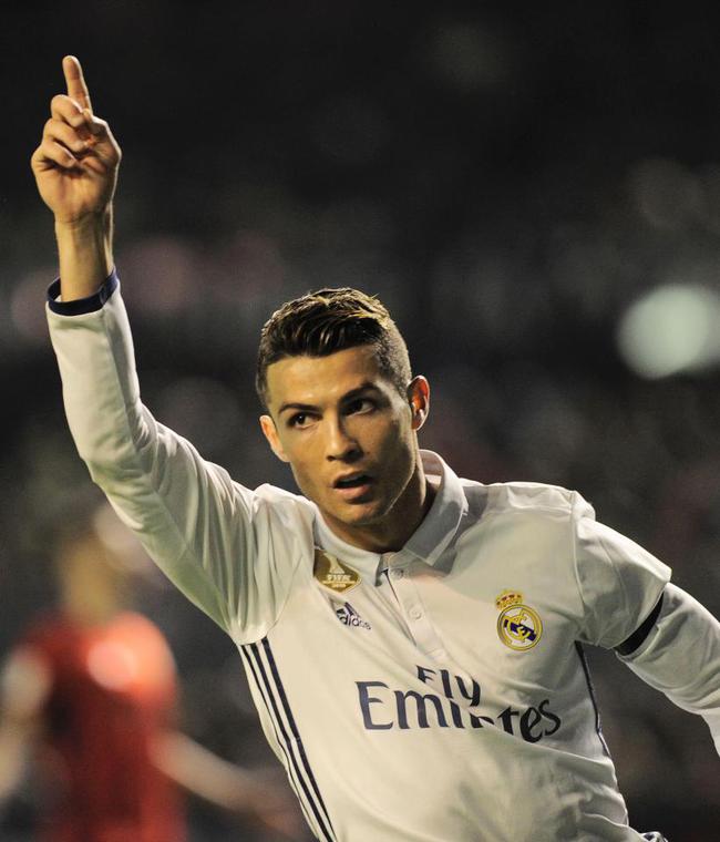 于夏洛特黄 于夏洛特黄