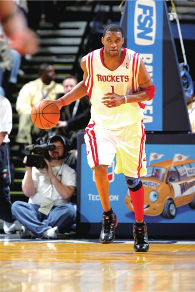 撤步三分 撤步三分